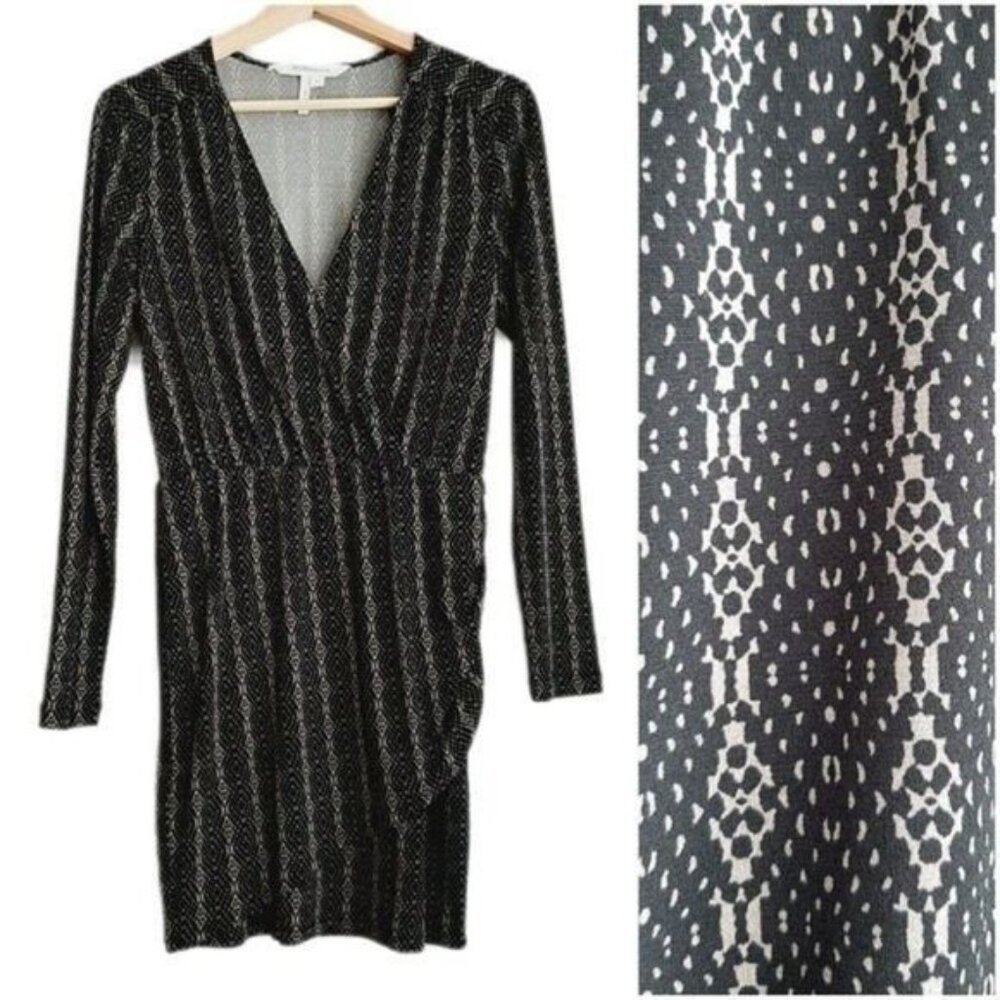 BCBGeneration V-neck Mini Dress Long Sleeve Faux Wrap Sz S